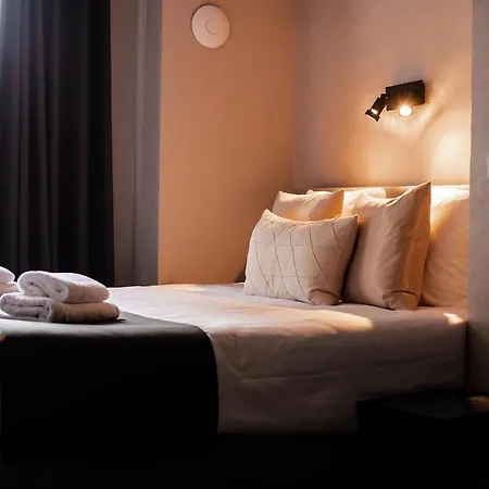 Hotel Rose Red 2* Bruges