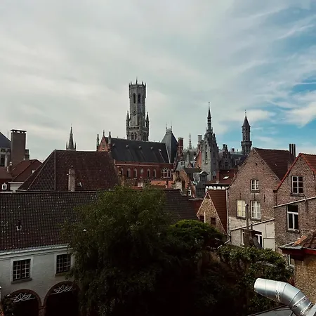 Rose Red 2* Brugge